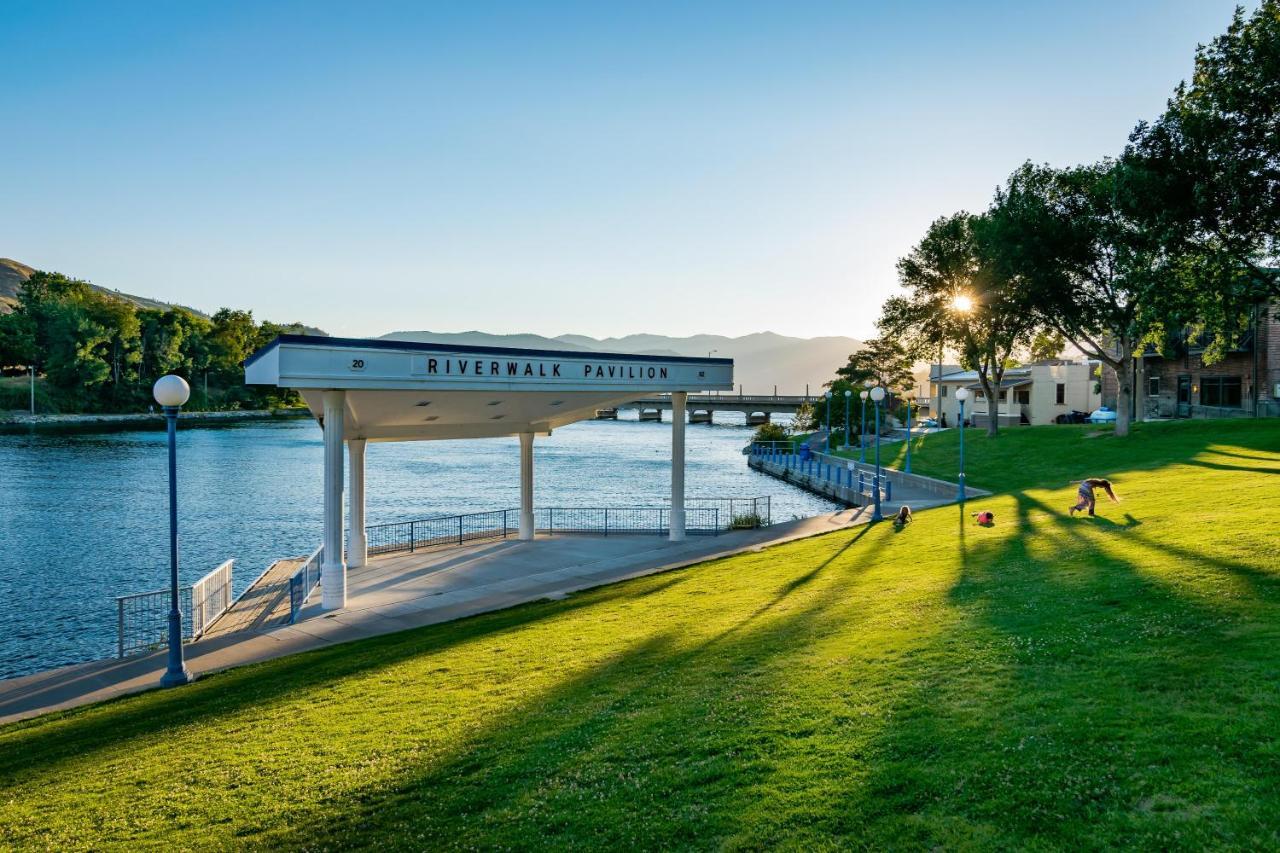Royal View On Lakeshore Chelan Exterior photo